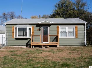 3902 Overlook Cir, Bellevue, NE 68147