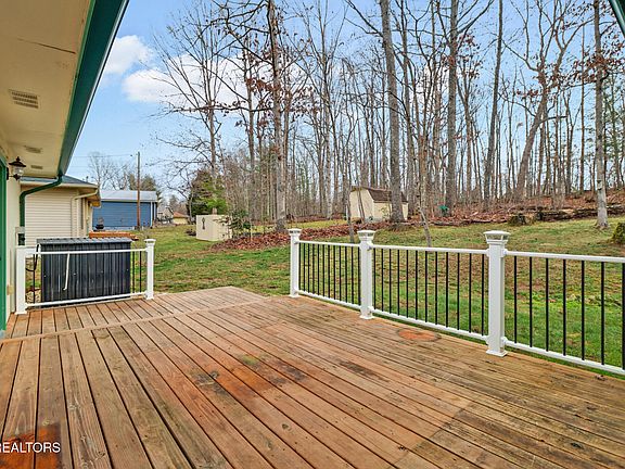 4th image of 114 Lakeshire Dr