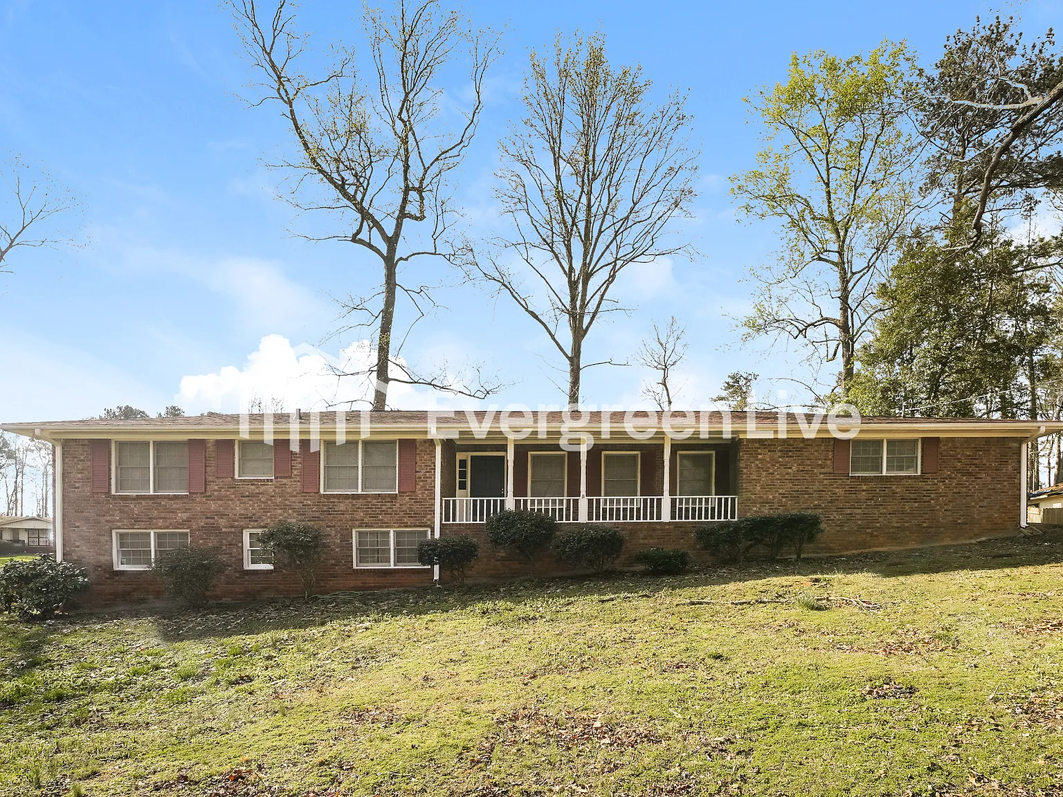 3 bed, 2.0 bath, 1760 sqft, $1,545 — Photo 1