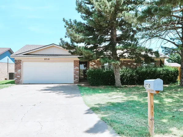 2710 Navasota Dr, Plainview, TX 79072