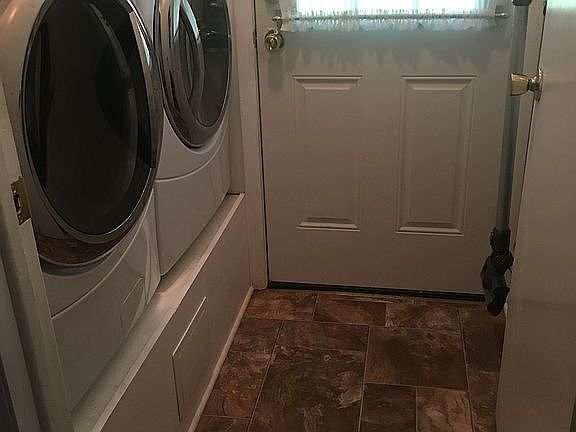 5th image of 28 Nottingham Way S