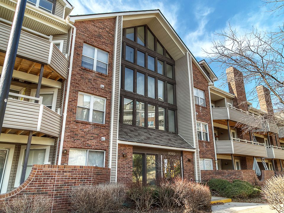 1st image of 1010 Thoreau Ct APT 304