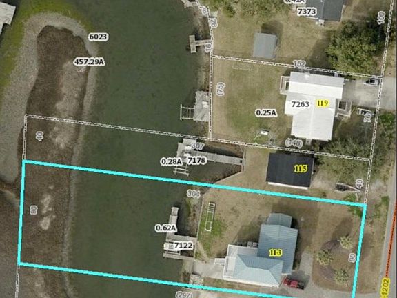3rd image of 113 Cedar Lane