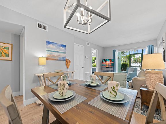 4th image of 98321 Windward Ave