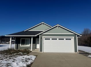 121 Debora Way, Carson, WA 98610