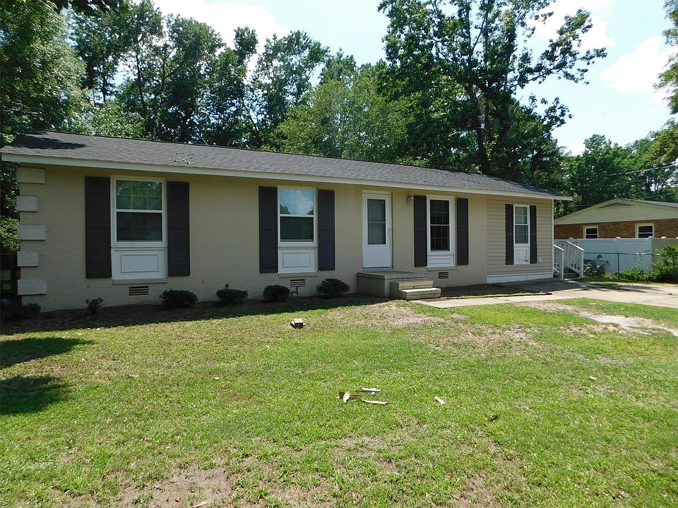 1st image of 306 Horseshoe Dr