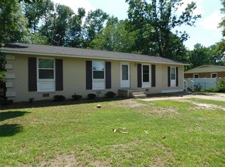 306 Horseshoe Dr, Goldsboro, NC 27534