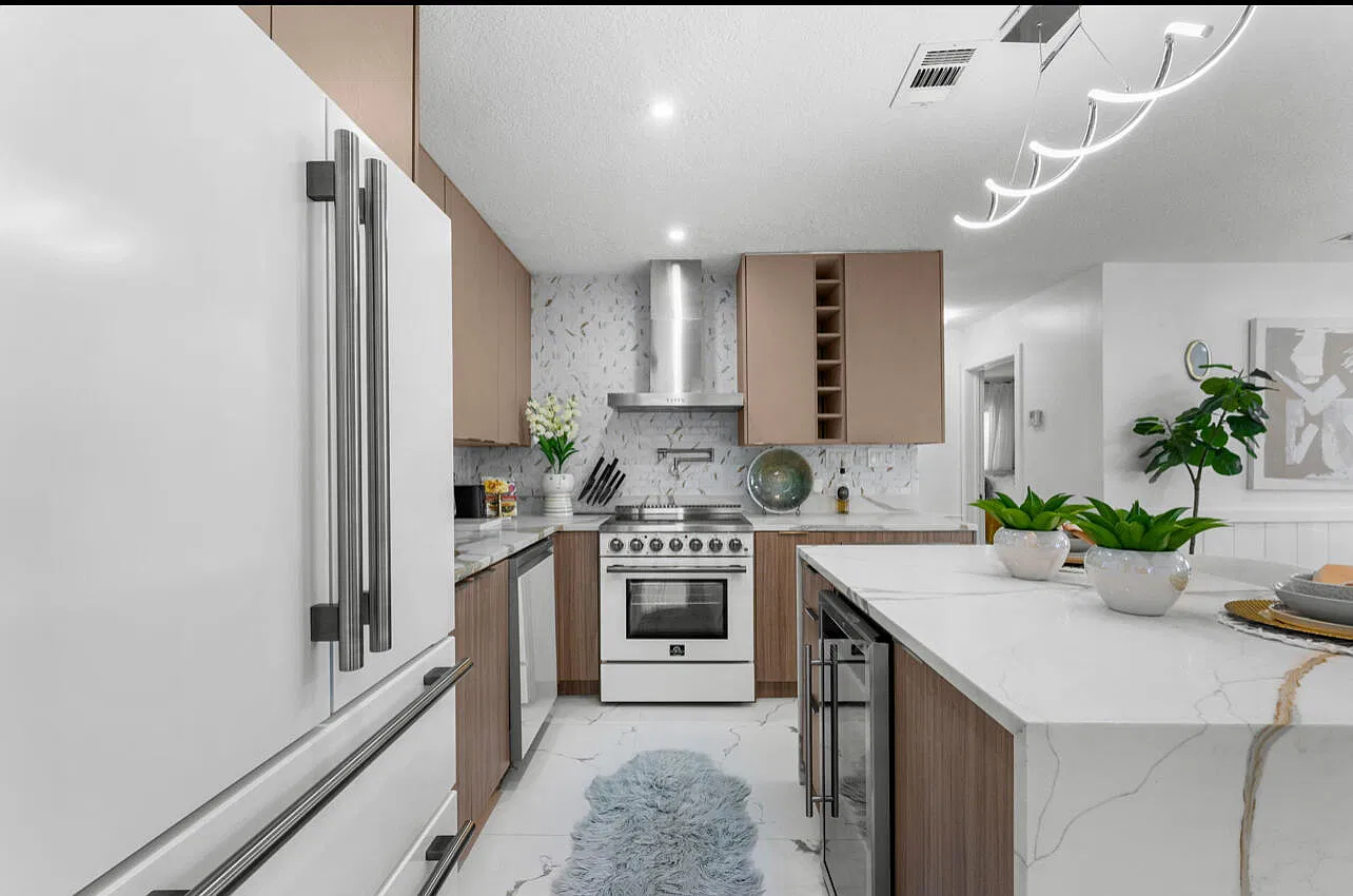 3 bed, 2.0 bath, 2226 sqft, $4,750 — Photo 4