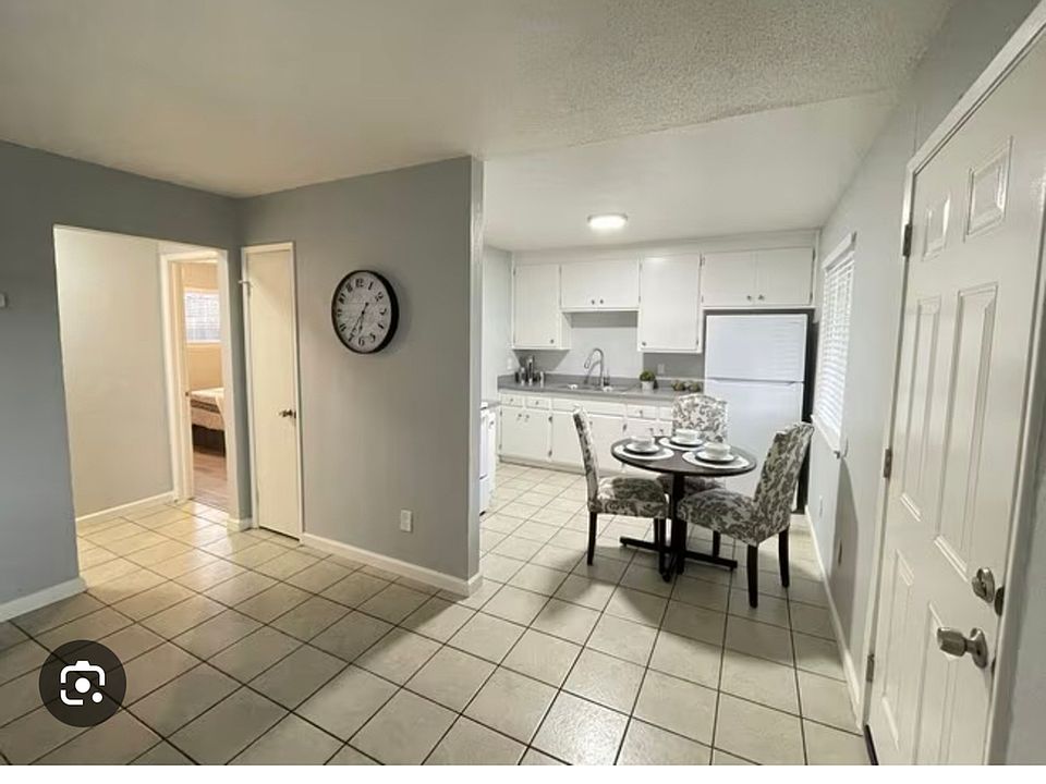 Open concept dining room