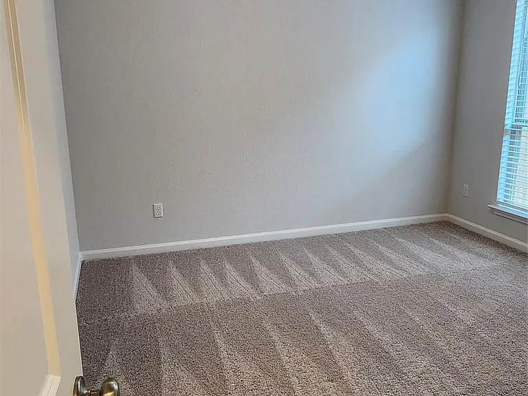 460 Los Olives Ln — Photo 16