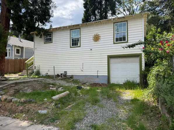 5945 Shasta Ave, Dunsmuir, CA 96025