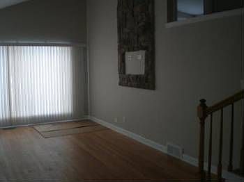 4th image of 1365 Eastwood Ave