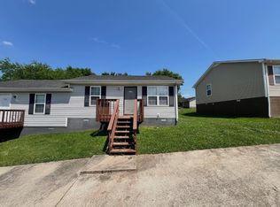 210A Arkansas Ave, Oak Grove, KY 42262