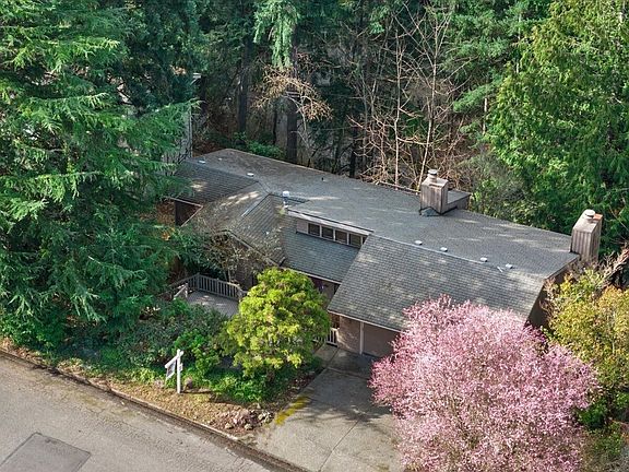 2nd image of 4529 153rd Avenue SE