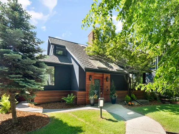 1209 N Riverdale Ave SW, Calgary, AB T2S 0Z1