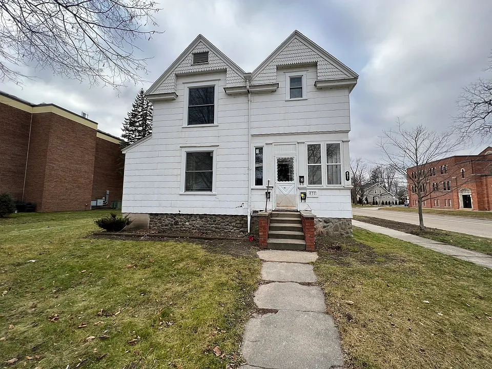431 Gratiot Ave #2
