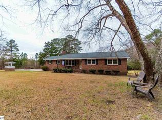 276 Bell Ave, Clinton, SC 29325