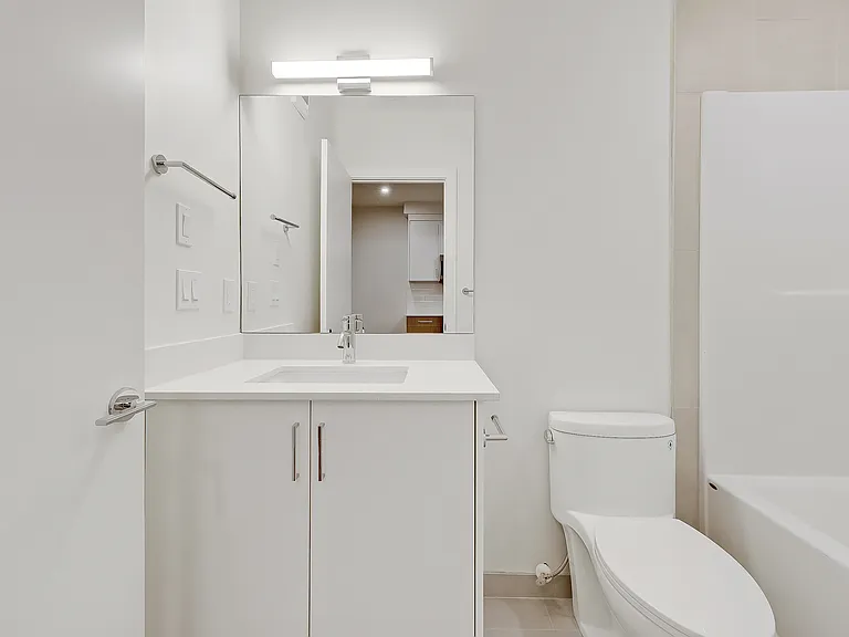 3408 37th St SW — Photo 12