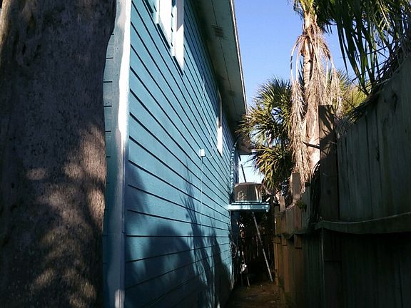 4th image of 901 Blume Dr