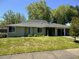 5495 NW Innisbrook Pl, Portland, OR 97229
