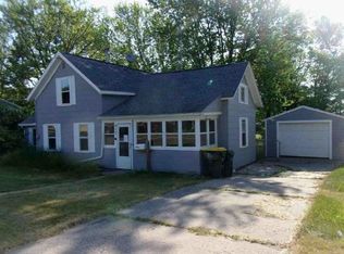 612 Myrtle St, Reedsburg, WI 53959