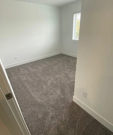 9424 SW Longstaff St — Photo 16