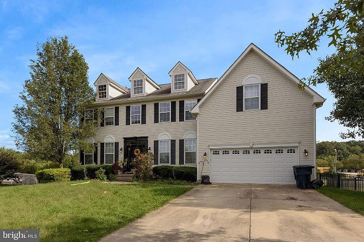 1st image of 808 Spain Ct