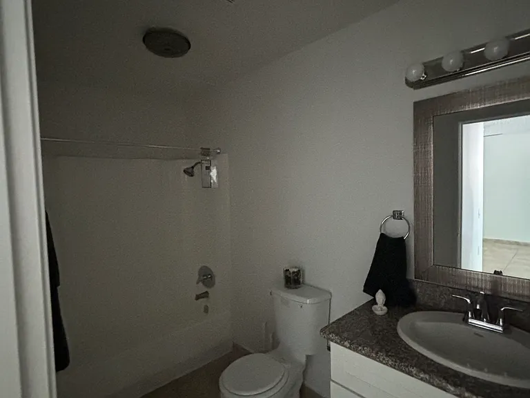 7521 Simpson Ave #212 — Photo 18