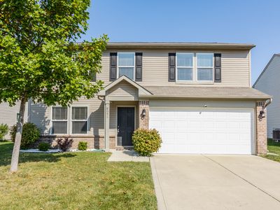 8052 Grove Berry Dr, Indianapolis, IN, 46239