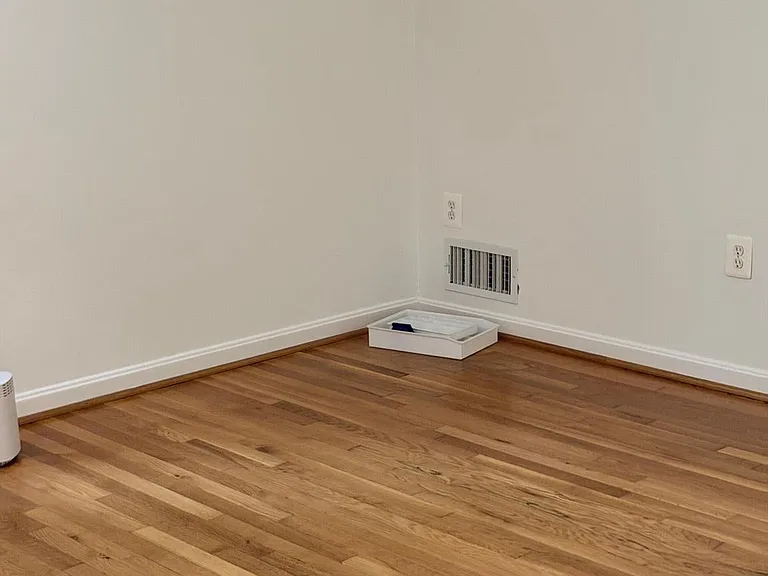 1329 Gresham Rd — Photo 21