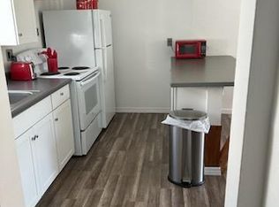 315 3rd St #2, Irwin, PA 15642