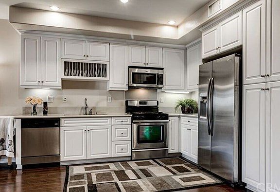 4th image of 4098 E Emory Ln #4