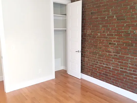 Rented by Urban Pads | media 16