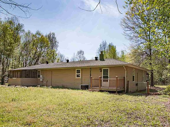 4th image of 71 Shamrock Ln