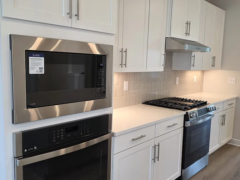 8 Weldon Way — Photo 10