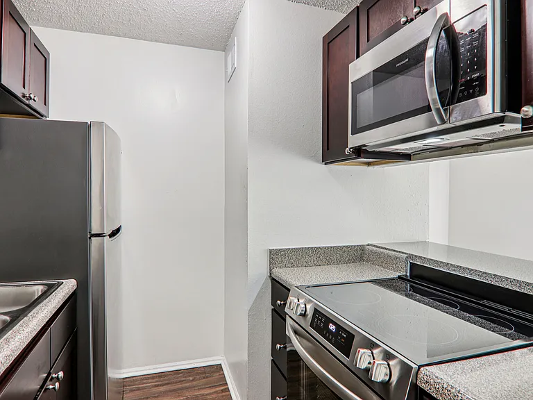 Andover Park Apartments — Photo 7