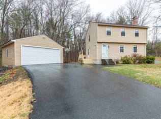 12 Severance Drive, Londonderry, NH 03053