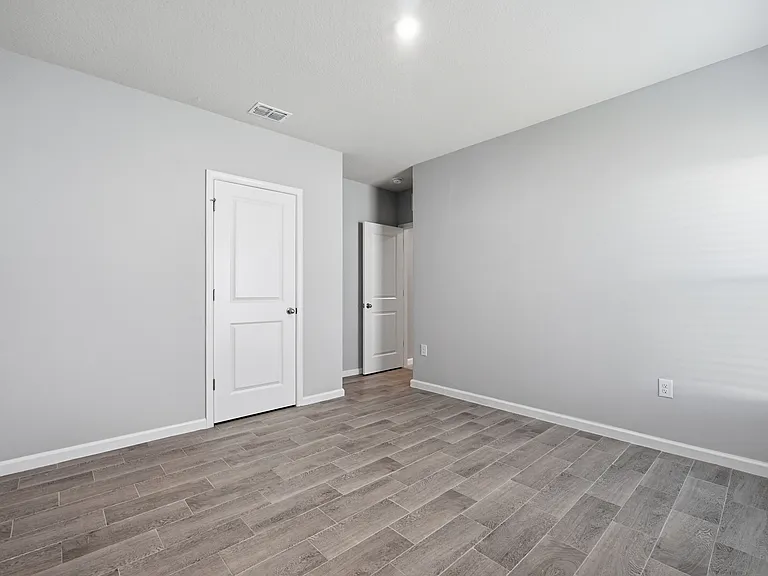 1530 Finnigan Cir — Photo 18