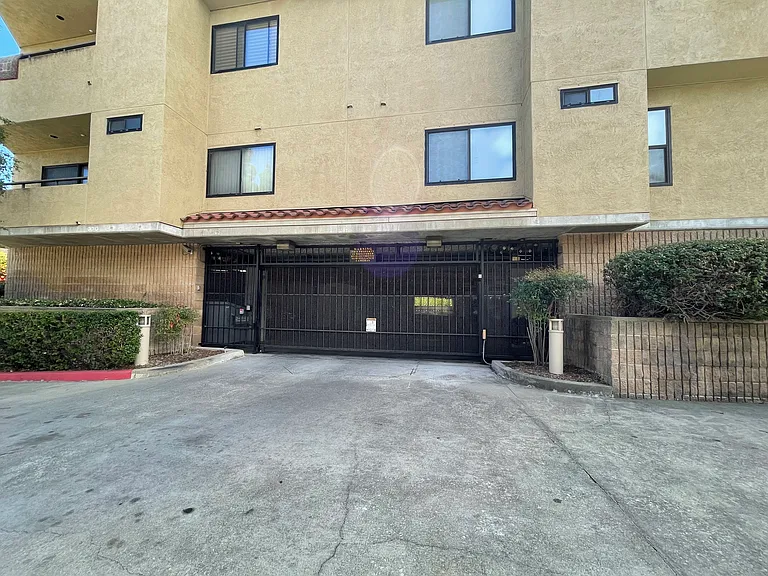 1201 Alta Vista Dr #206 — Photo 30