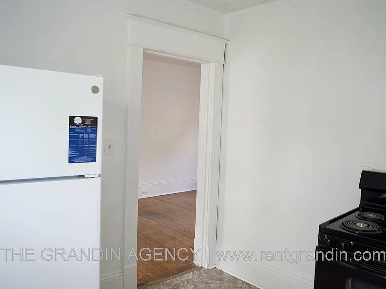 1624 Chapman Ave SW #A6 — Photo 9