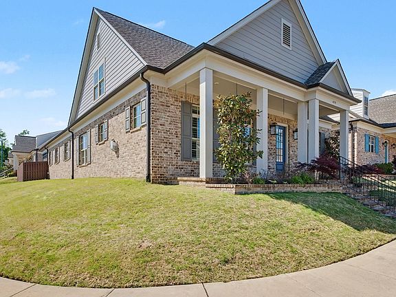 3rd image of 409 Catawba Valley Dr