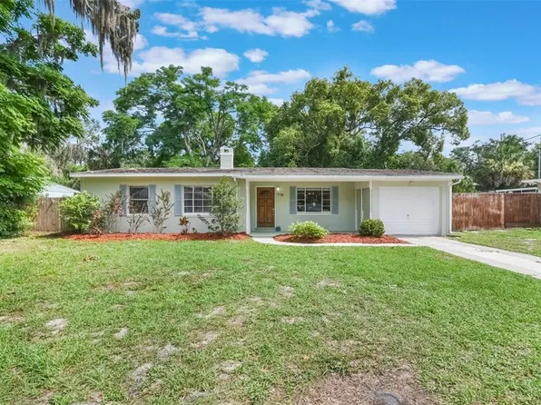 315 W 11TH AVENUE, MOUNT DORA, FL 32757