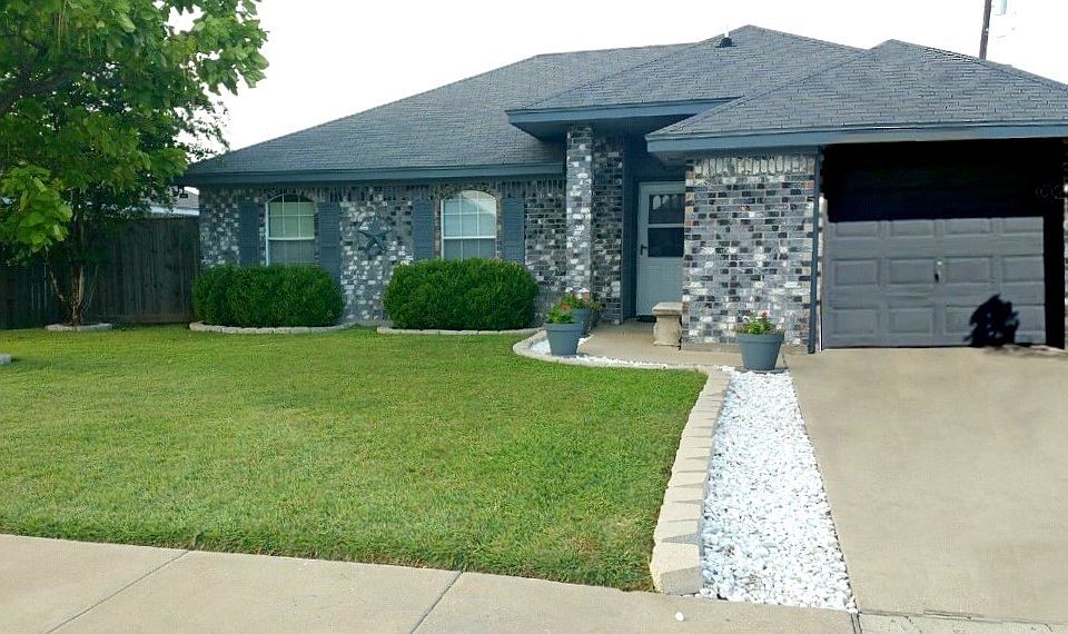 1st image of 3409 Warfield Dr