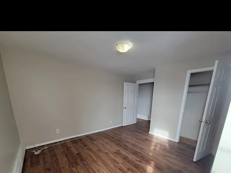 644 2nd Ave #4 — Photo 15