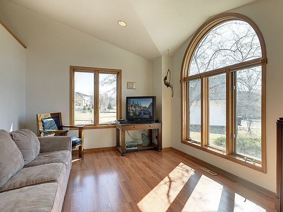 4th image of 255 Pendryn Hill Cir
