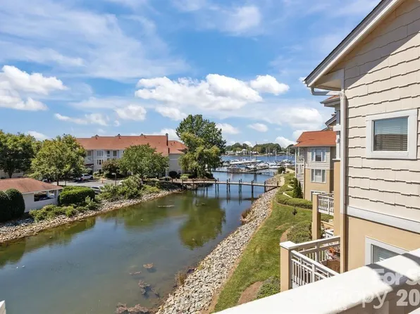18009 Kings Point Dr APT I, Cornelius, NC 28031