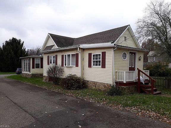 3rd image of 1423 Beckett Ave