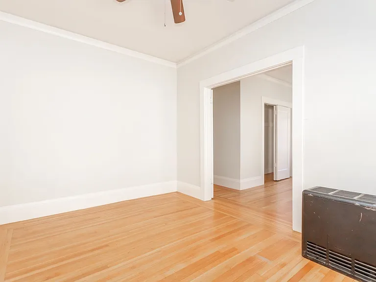 3205 College Ave — Photo 16