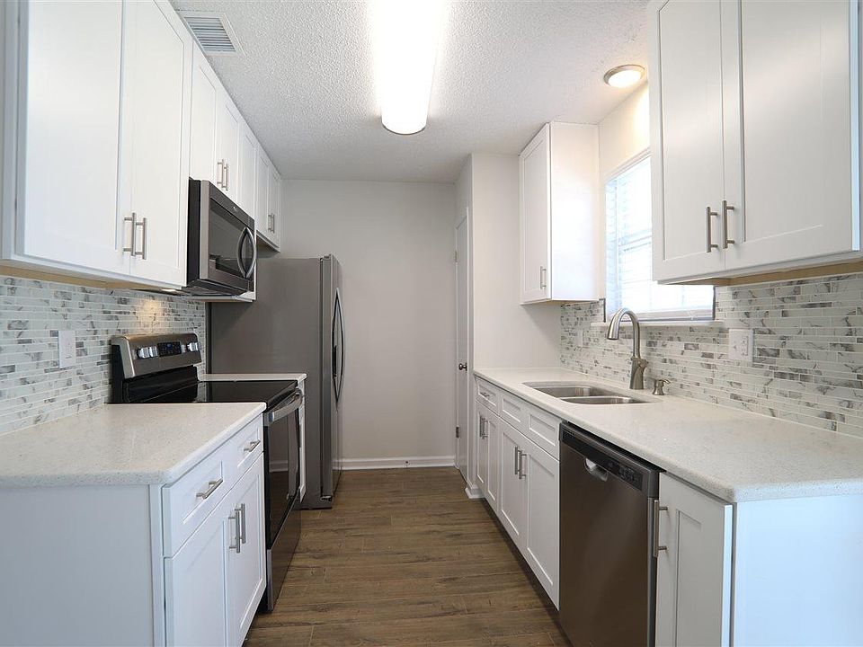 1st image of 1336 Continental Dr
