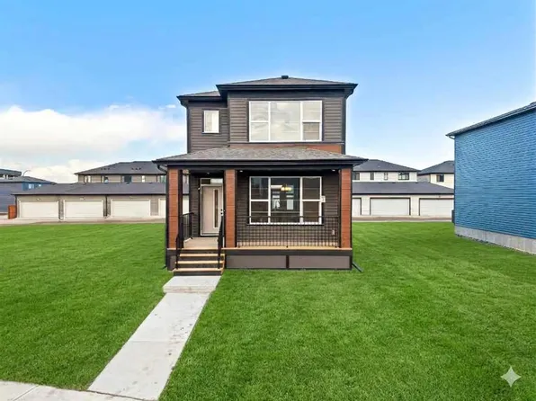 83 NE Wolf Hollow Rise SE, Calgary, AB T2X 4M8
